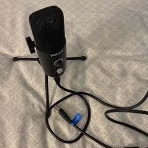 Black USB Microphone with Stand